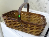 (A6) ANTIQUE LARGE 1 HANDLED GATHERING BASKET: 23