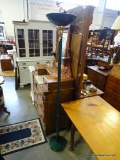 (A2) GREEN FLOOR LAMP 72'' TALL