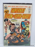 SUPERBOY STARRINGTHE LEGION OF SUPER-HEROES ISSUE NO. 221. 1976 B&B COVER PRICE $.30 VGC