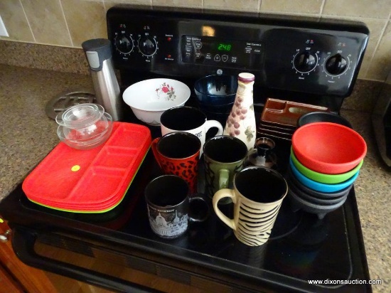 (K) MISC. LOT OF KITCHENWARE ON TOP OF STOVE THAT INCLUDES A SELECTION OF COFFEE MUGS (1 HAS CHIPS),