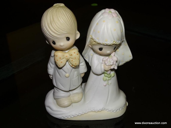 (LR) JONATHAN AND DAVID ENESCO FIGURINE "THE LORD BLESS YOU AND KEEP YOU" (1979)