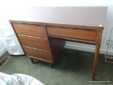 (MBR) MID-CENTURY MODERN SINGLE PEDESTAL DESK WITH 4 DRAWERS: 42