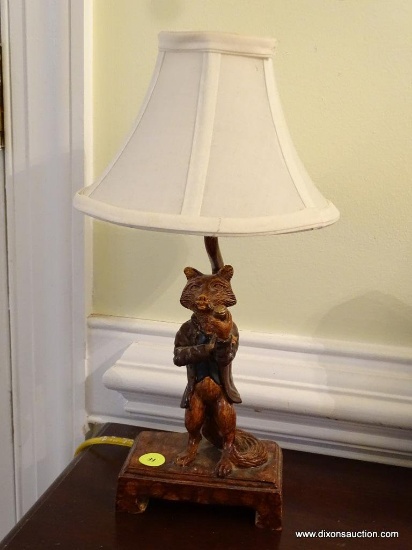 (FH) GENTLEMAN FOX STYLE LAMP WITH SHADE: 14" TALL