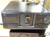 SONY COMPACT DISC PLAYER CDP-CX230. WITH MEGA STORAGE 200 CD CHANGER. POWERS ON CYCLES THROUGH CD