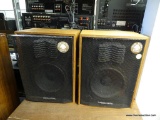 PAIR OF REALISTIC SPEAKERS CATALOG NO.40-256. 9