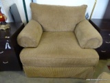 (ROW 3) AMERICAN SIGNATURE LARGE OVERSTUFFED ARMCHAIR: 48