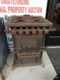 (OUT) ANTIQUE JEWEL BRAND STOVE: 25