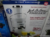 (STG 2) JACK LALANNES POWER JUICER EXPRESS. HAS NON-DRIOP SPOUT, EXTRA LARGE ROUND FEEDER, IS