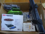 (UNDR TBL SEC2 L) BOX LOT: OXO GOOD GRIPS FOOD SCALE WITH PULLOUT DISPLAY. PEAK 800 WATT POWER