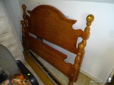 (3RD FLR) OAK CANNONBALL POST QUEEN SIZE HEADBOARD AND FOOTBOARD WITH METAL RAILS: 63
