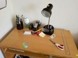 (BR2) CONTENTS ON TOP OF #78: PEN HOLDER WITH PENS AND PENCILS. METAL ADJUSTABLE ARM DESK LAMP WITH