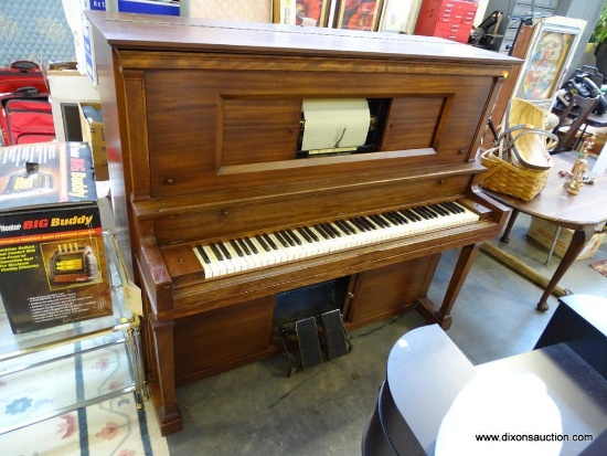 (R1) ANTIQUE AEOLIAN CO. NEW YORK, N.Y. MAHOGANY UPRIGHT DUO-ART PLAYER PIANO WITH IVORY KEYS. IN
