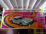 (SR) HOT WHEELS SIZZLERS NEWPORT PACER SET FROM 1969 WITH THE ORIGINAL BOX!