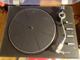 (FAM) JVC AUTO RETURN TURNTABLE. MODEL JL-A20. INCLUDES AN EXTRA HEAD FOR THE NEEDLE HOUSING.