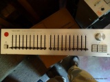 (GAR) REALISTIC 10 BAND STEREO FREQUENCY EQUALIZER