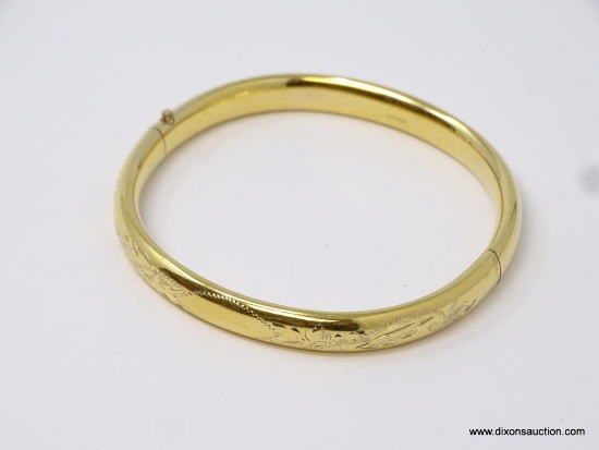 LADIES ANTIQUE GOLD FILLED BANGLE BRACELET.