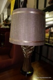 (R1) TABLE LAMP BY OK LIGHTING CO.; REEDED BASE WITH MIRRORED LEAF DETAIL AND A TAN LINEN SHADE WITH