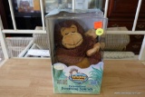 (R4) MIMICKING MONKEY WITH DUAL TRACK VOICE OVER RECORDING. BRAND NEW IN THE PACKAGE!