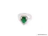 LADIES 2.25 CT PEAR-SHAPED EMERALD RING SIZE 10