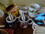(FOY) LOT OF COFFEE MUGS AND MAGNETIC CHIP CLIPS. 12 TOTAL PIECES.