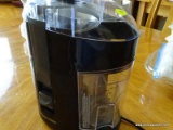 (FOY) BLACK AND DECKER FOOD PROCESSOR, BLACK/CLEAR IN COLOR. MODEL # JE2200B