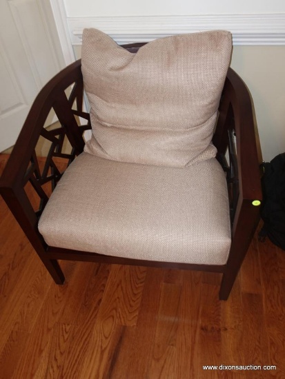 (LR) VERY COMFORTABLE BARREL BACK ARM CHAIR WITH CUSHIONS: 30" X 29" X 31"
