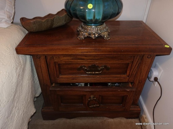 (BR3) WOODEN 2 DRAWER NIGHTSTAND WITH BRASS HARDWARE: 28" X 15" X 23"