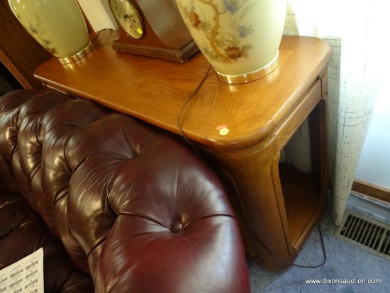 (LR) MCM (MID-CENTURY MODERN STYLE) SOFA TABLE; ROUNDED CORNER RECTANGULAR CONSOLE TABLE. LIGHT WOOD