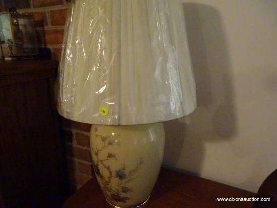 (LR) MARTHA STEWART EVERYDAY LIVING CREAM FLORAL LAMPS; URN-SHAPED BASE WITH FLORAL/ TREE/ BIRD