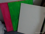 (BR2) WALL ART CANVASES; ONE PAINTED PINK, ONE PAINTED GREEN, AND SEVERAL OF ASSORTED SIZES UNUSED.