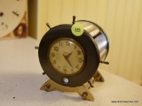 (K) NEW HAVEN CYLINDRICAL ANCHOR DESK CLOCK; MEASURES ABOUT 5