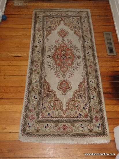 (HALL) HANDMADE ORIENTAL RUG- GEOMETRIC FLORAL PATTERN IN IVORY AND TAN-28"W X 62"L (NEEDS TO BE