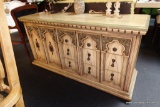 (R2) BROYHILL PREMIER COLLECTION PICKLED OAK SIDEBOARD/BUFFET; DENTIL MOLDING ATOP THE ORNATELY