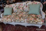 (WIN) PRISTINE WHITE WICKER HENRY LINK COUCH; SCROLLING ARMS WITH 6 FLORAL CUSHIONS IN BEAUTIFUL