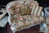 (WIN) PRISTINE WHITE WICKER HENRY LINK LOVESEAT; SCROLLING ARMS WITH 4 FLORAL CUSHIONS IN BEAUTIFUL