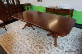 (R1) MAHOGANY DOUBLE PEDESTAL DINING ROOM TABLE; RECTANGULAR TABLE WITH CURVED CORNER EDGING AND AN