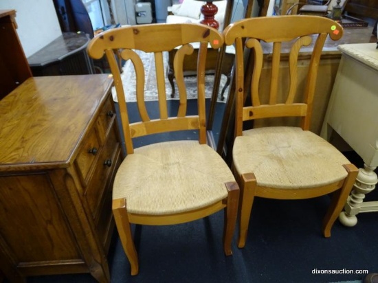 (WIN) MAPLE RUSH BOTTOM CHAIRS; NICE AND STURDY RUSH BOTTOM FARMHOUSE STYLE CHAIRS, LARGE SEAT AND