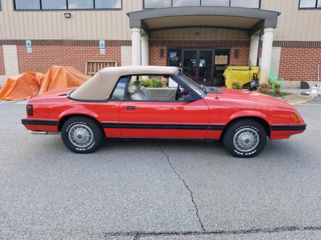 1983 ford mustang convertible collector cars classic vintage cars classic vintage cars 1980 s auctions online proxibid 1983 ford mustang convertible