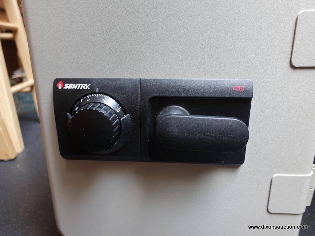 Sentry Floor Safe Model 1250 Estate Personal Property