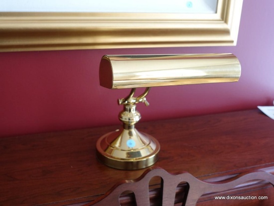 (MUSIC RM) BRASS ADJUSTABLE DESK OR PIANO LAMP-11"H