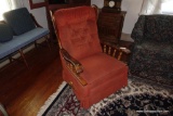 RECLINER CHAIR