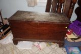 VINTAGE WOODEN CHEST AND CONTENTS