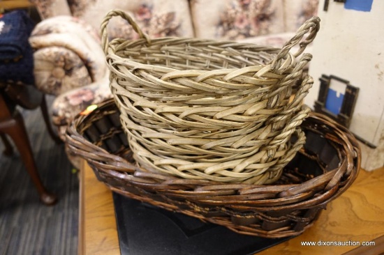 ASSORTED DECORATIVE BASKETS