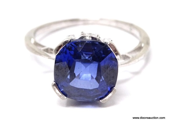 LADIES STERLING SILVER CAT SAPPHIRE RING