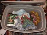 (BR) TUB LOT CONTAINING PORCELAIN NATIVITY SET, COMPOSITION NATIVITY SET, OTHER PORCELAIN CHRISTMAS