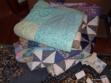 (BR) 3 HANDMADE QUILTS- 1-PINWHEEL PATERN-2-PATCHWORK PATTERNS-VERY GOOD CONDITION