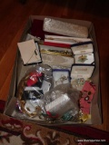 (DEN) TRAY LOT OF COSTUME JEWELRY- NECKLACES, EARRINGS, PINS AND BRACELETS