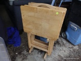 (GARAGE) 4 MAPLE FOLDING TV TRAYS AND STAND