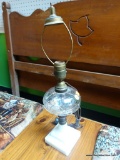 VINTAGE WHITE/CLEAR GLASS LAMP BASE