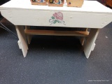 WHITE WOODEN FLORAL BENCH